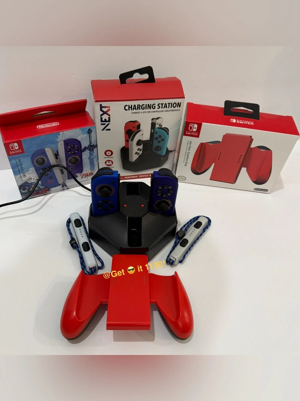 Bundle Nintendo Switch Joy Con (L) (R) Zelda with Joy Con Comfort Grip Charging